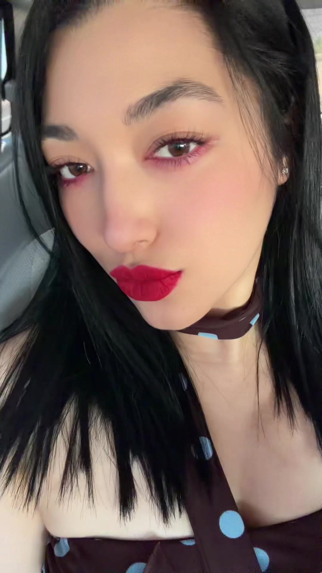 @lizflx_28