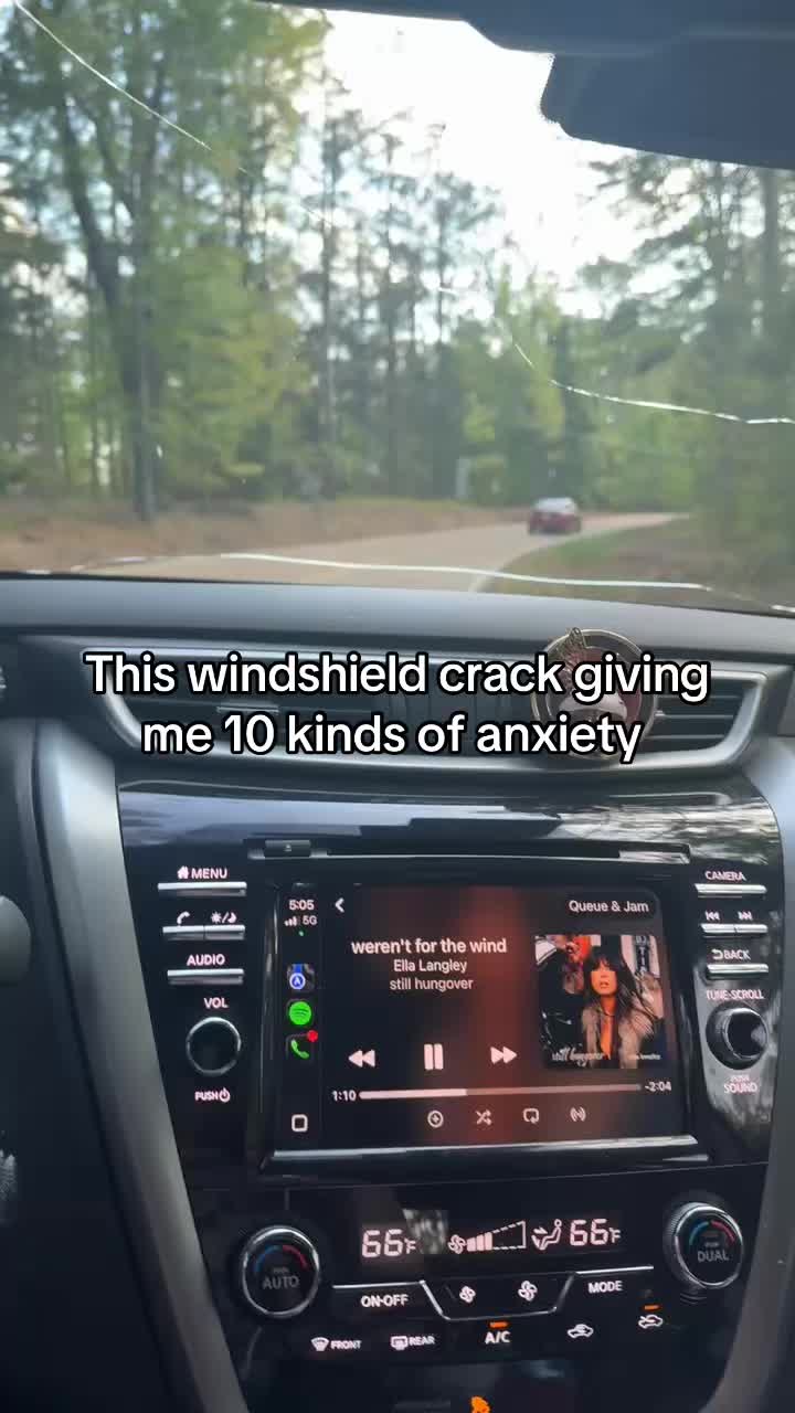 @Julia☔️🌩️