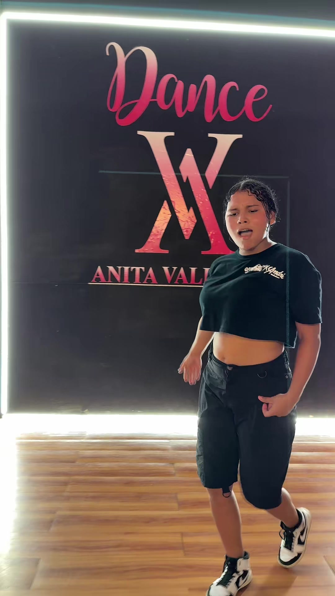 @Anita Vallenilla