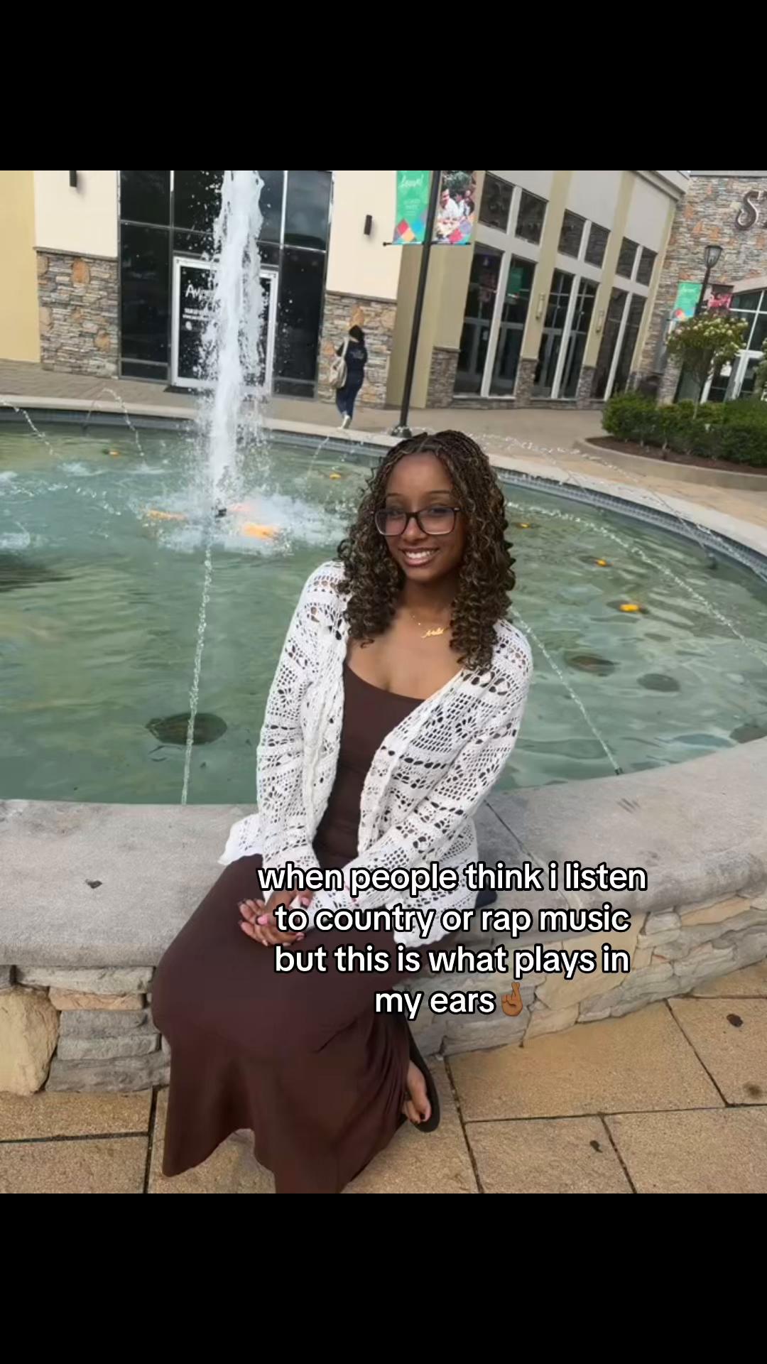 @Ariella Sykes