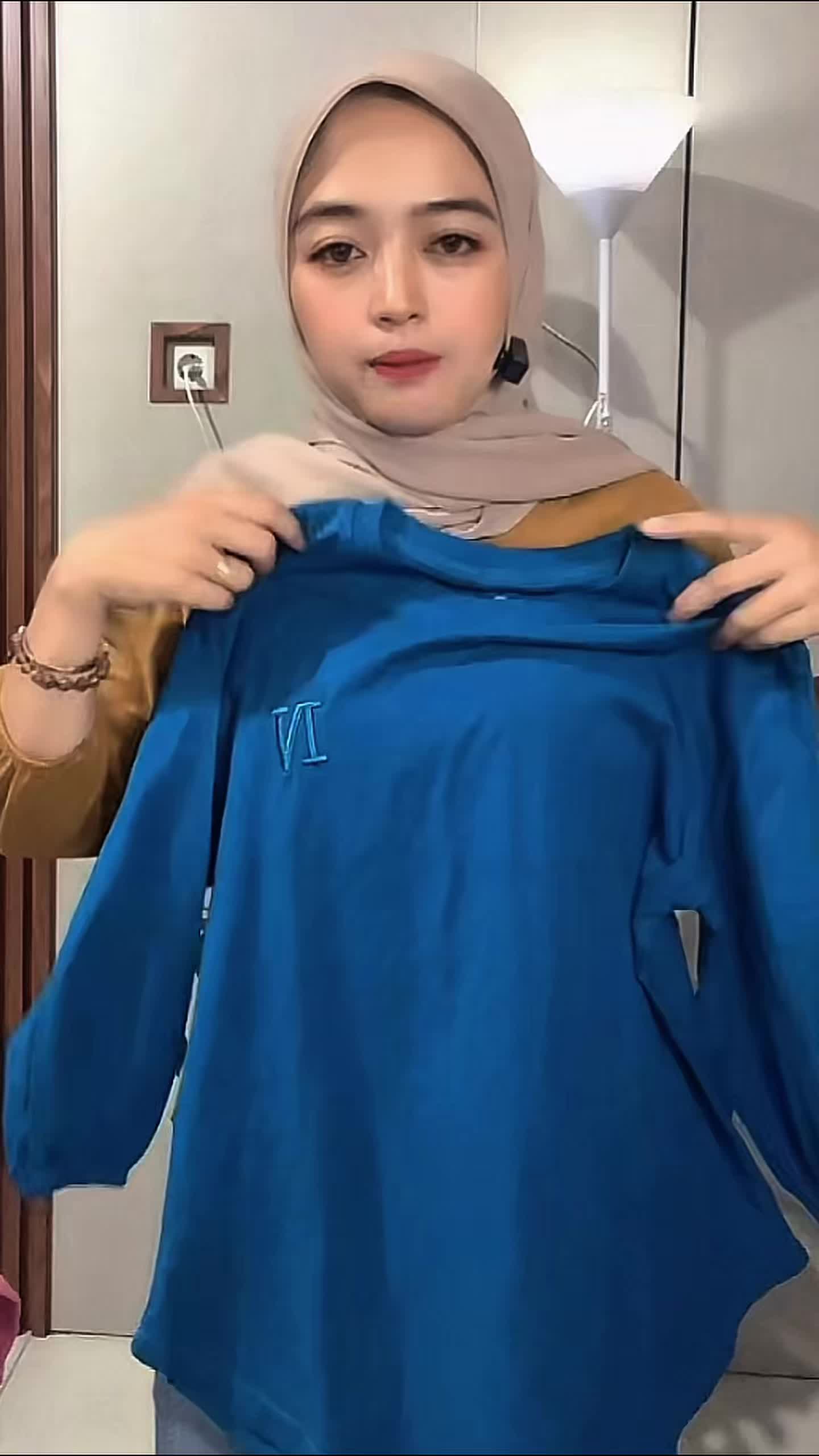@Anita