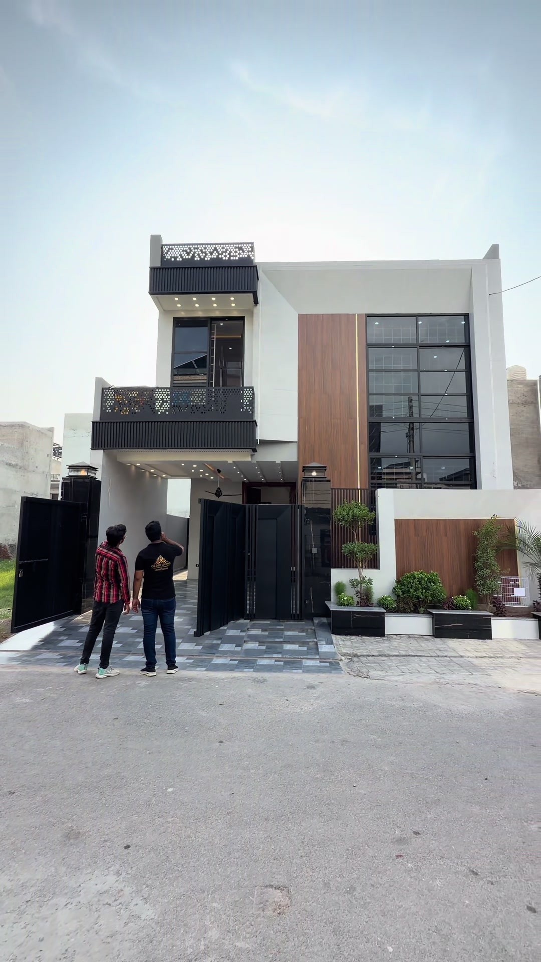 @(GRAND LIVING) USAMA GROUPS&rdquo;