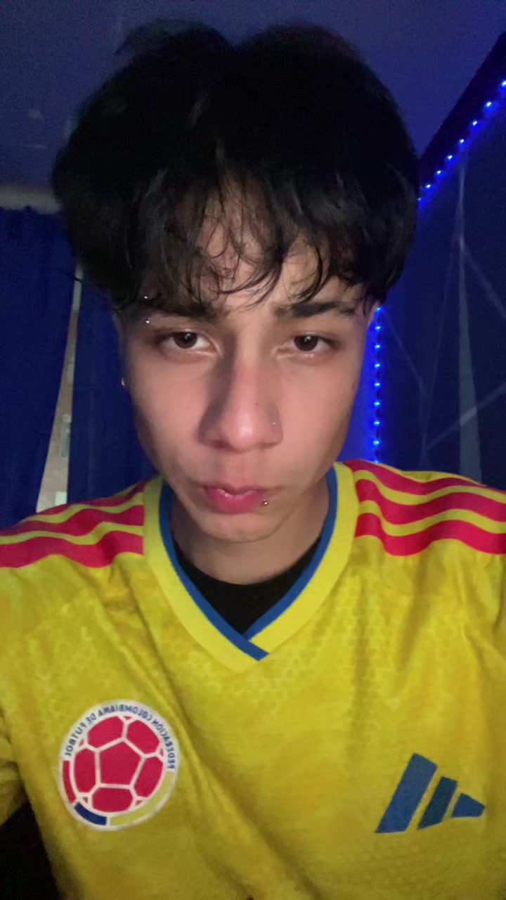 @Andresito🧃