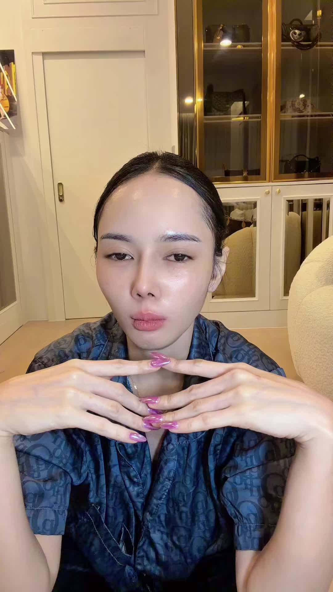 @เกาะผัวแดกไปวันๆ