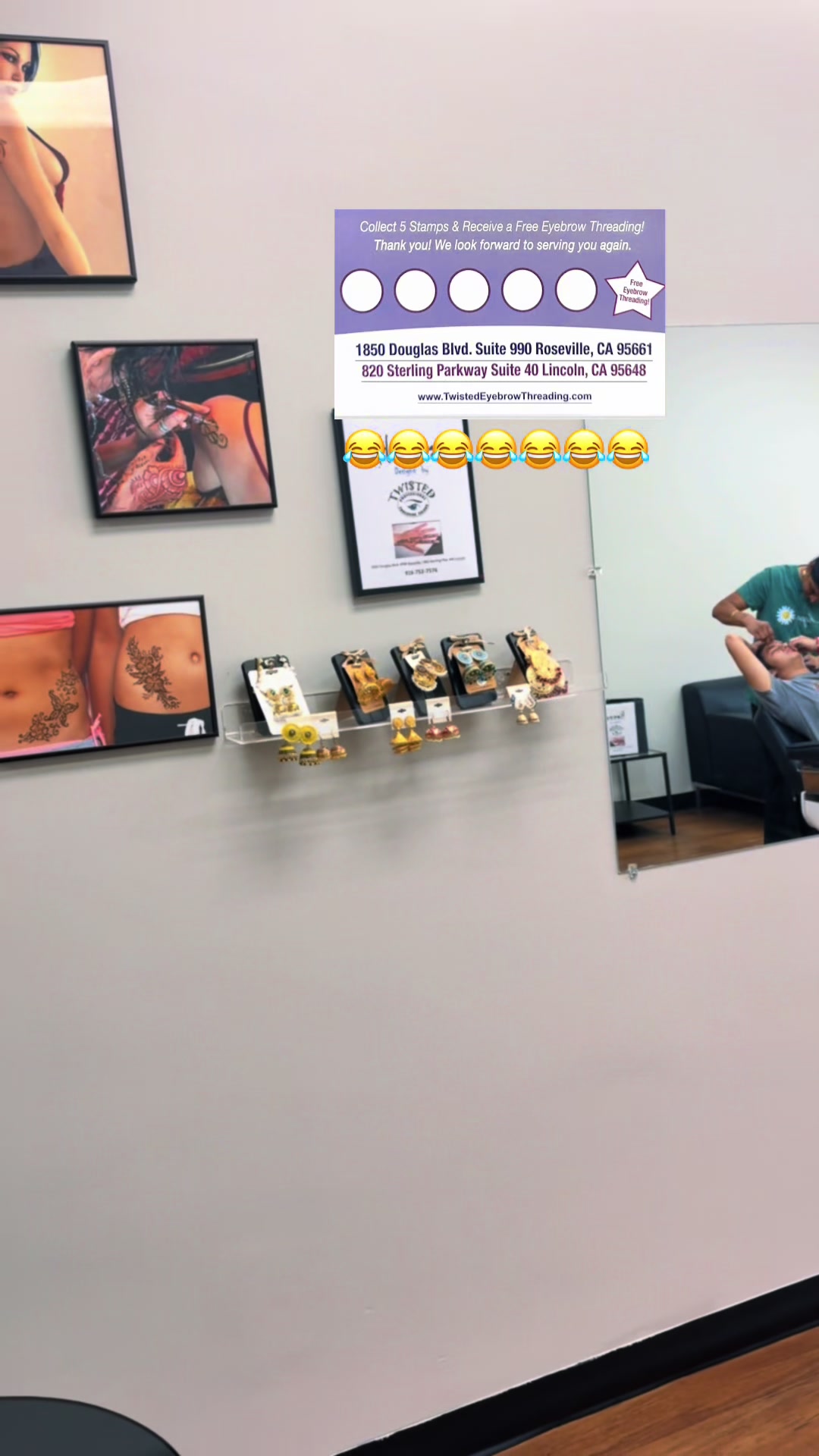 @TwistedeyebrowThreading