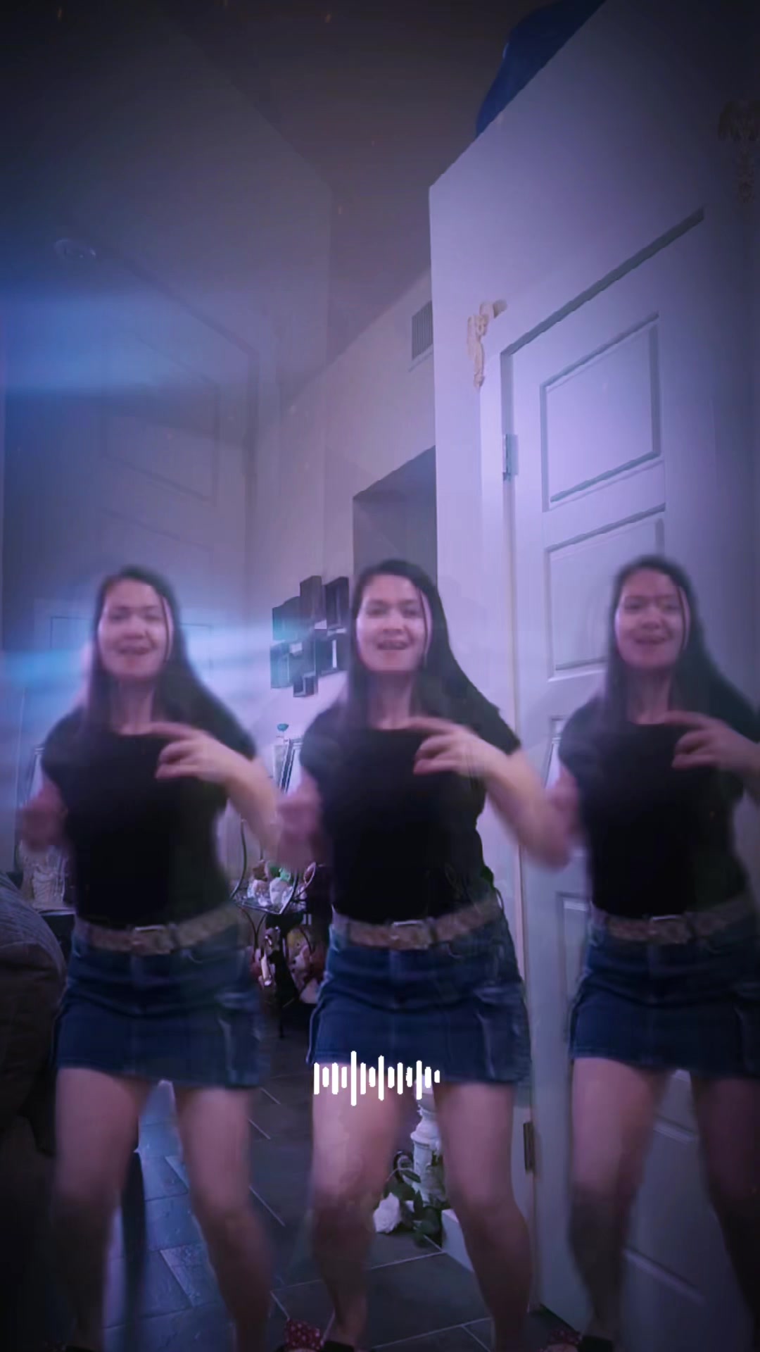@nicolevaug