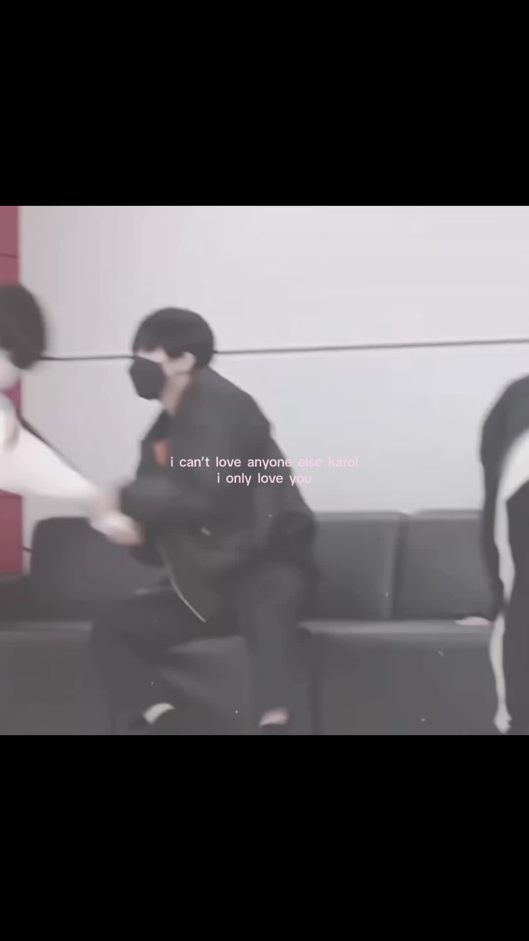 @- 🎤 𖥻 ѕρєαяв