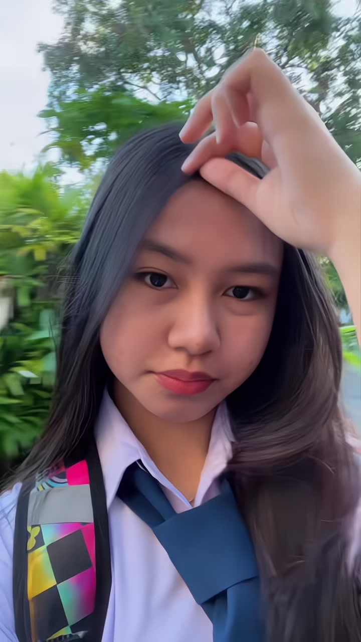@ 𝄢