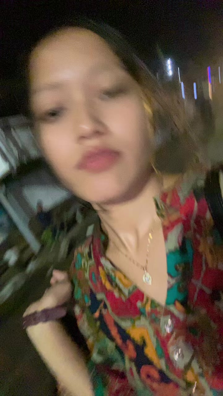 @एलिसा....🌷