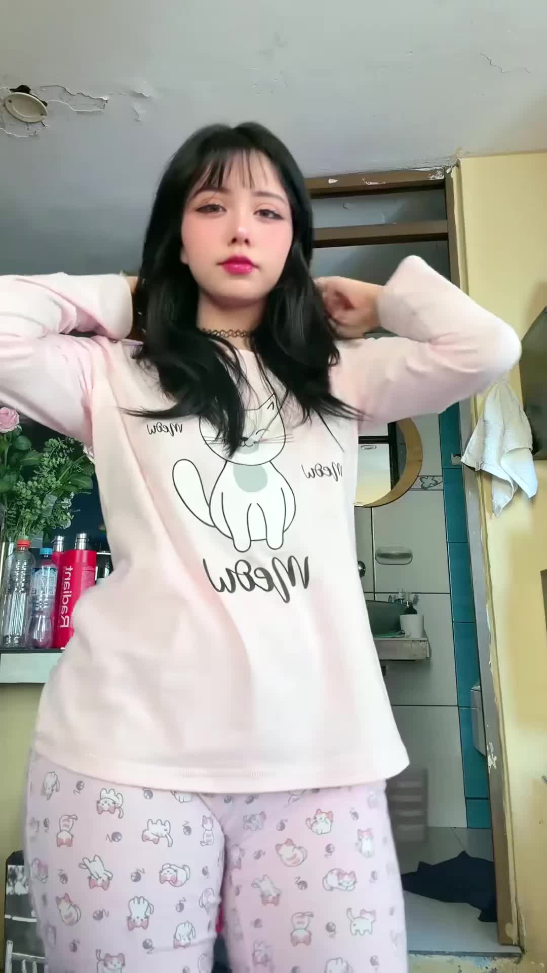@szucslilla74016024