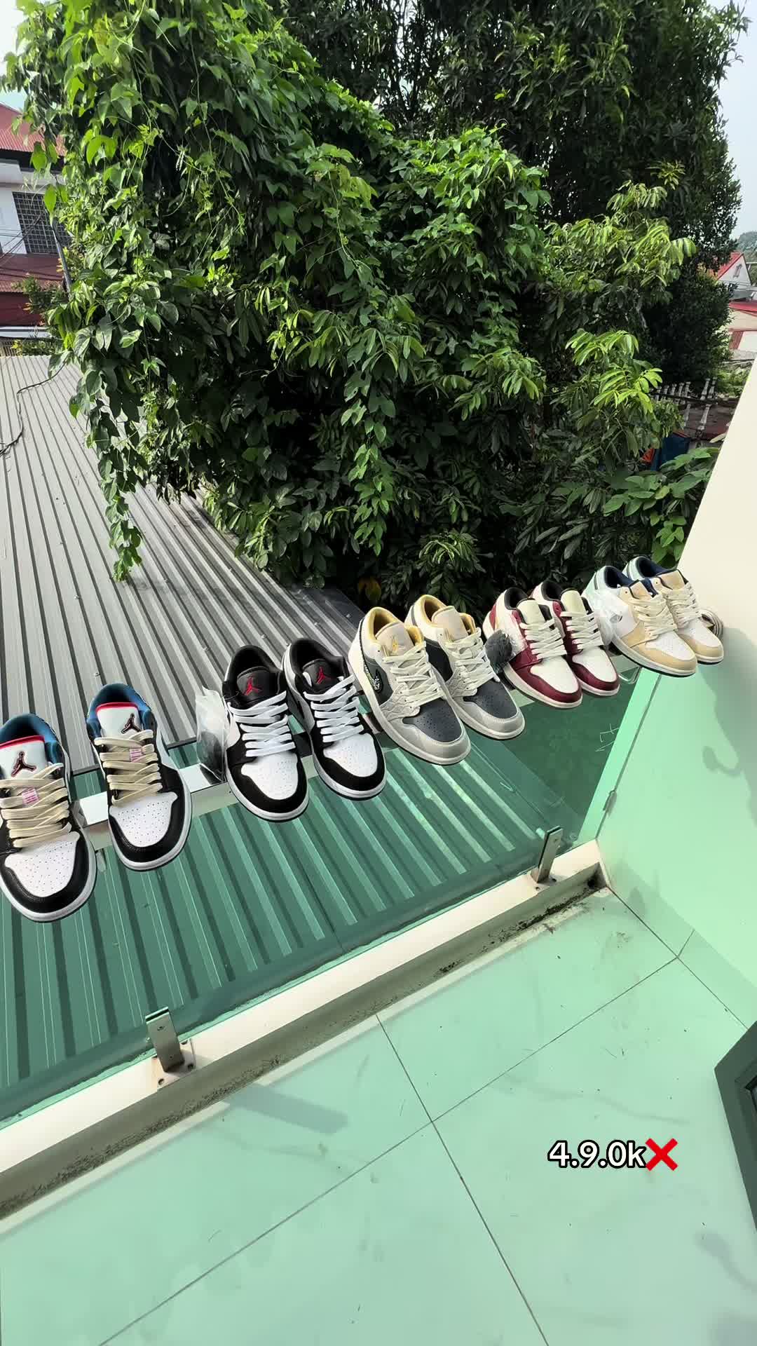 @SneakerLuxury19