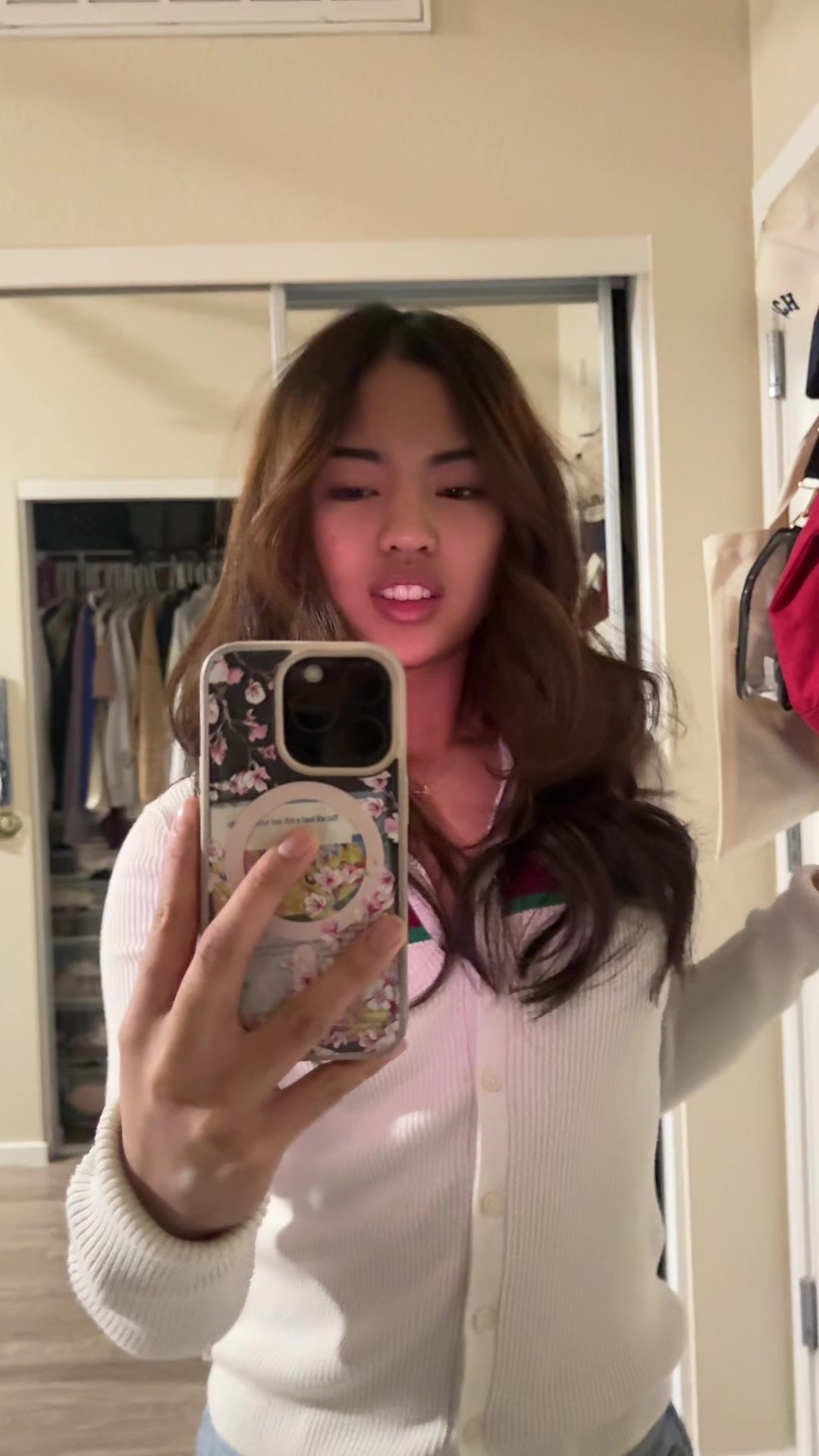 @ahsmellycat