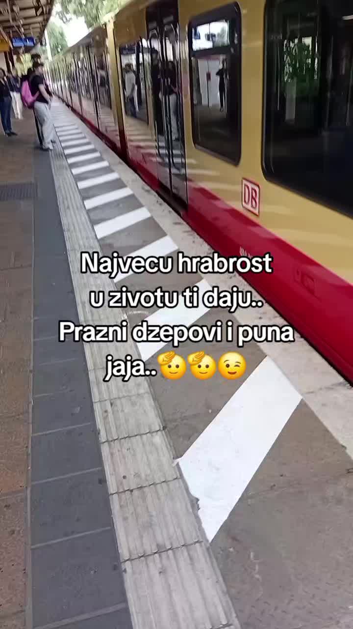 @Paunović..🙂😉😉