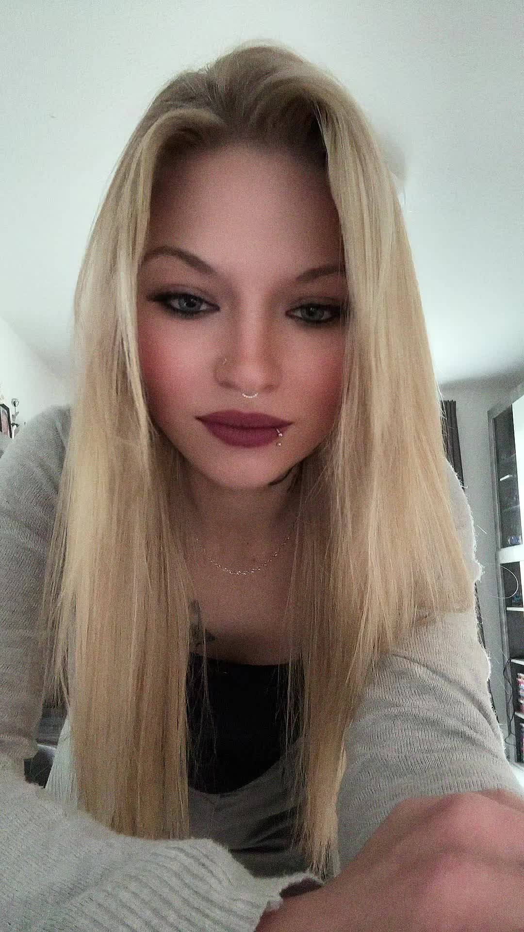 @Franzii