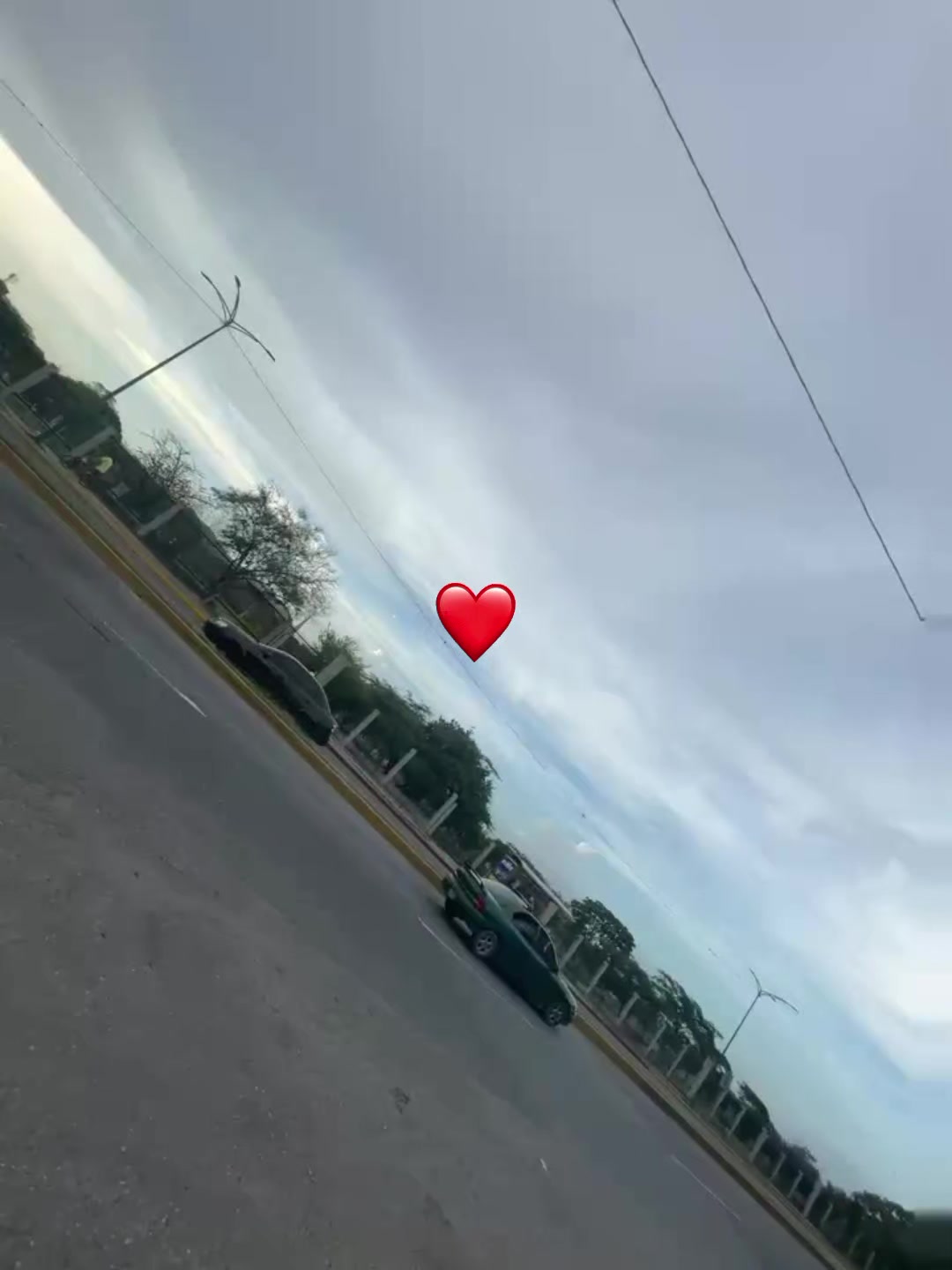@𝐢𝐚𝐦_𝐧𝐚𝐭𝐡𝐢🕷️.