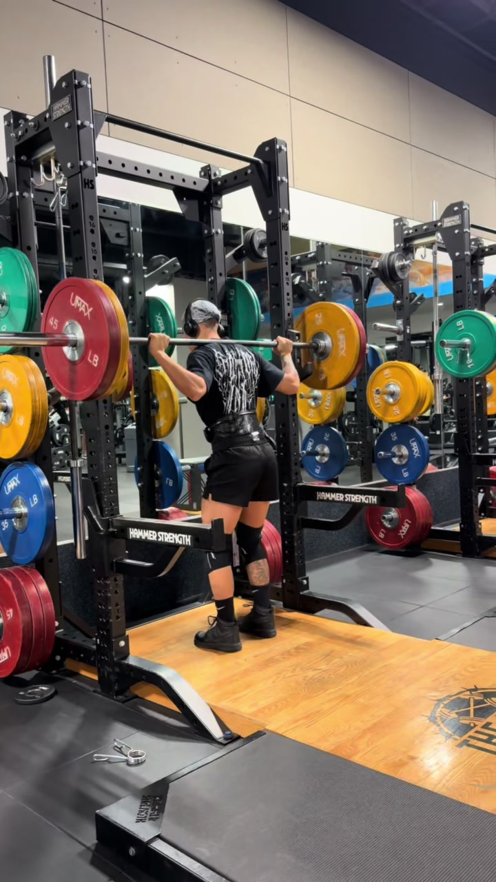 @lynleylifts