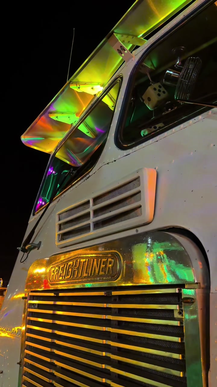 @Stephanie | Mama+Trucking Co