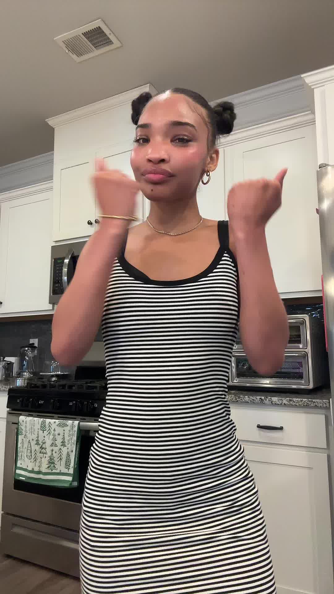 @anijahscarlett