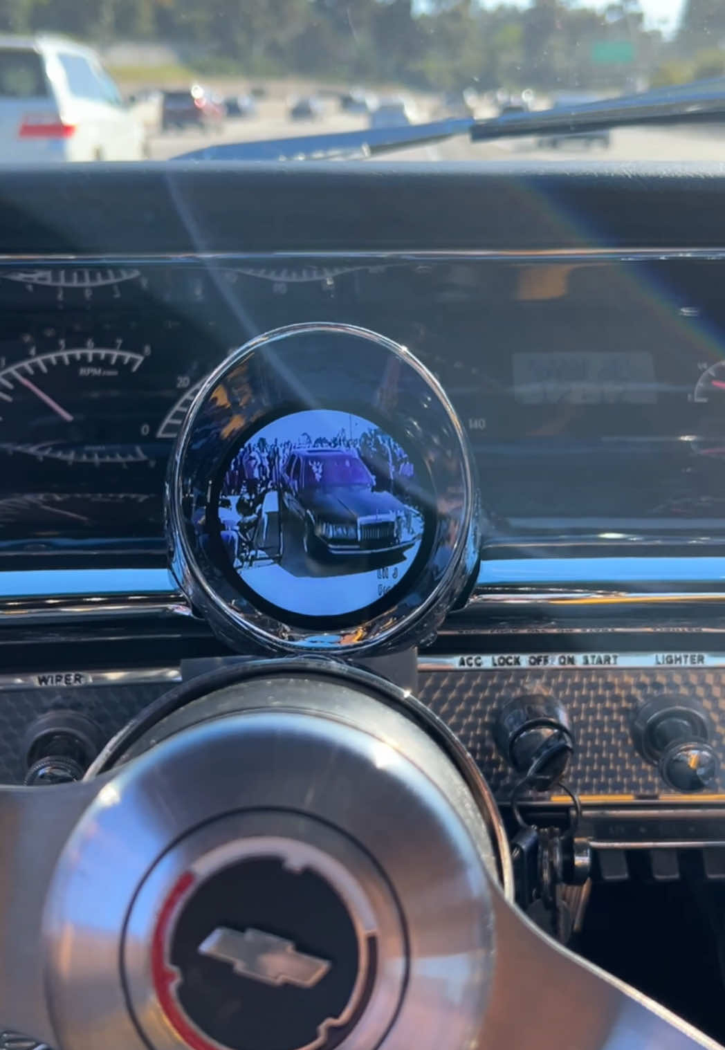 @Lowrider_Avenue