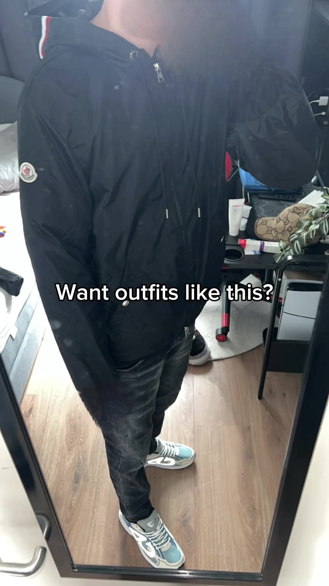 @🎭