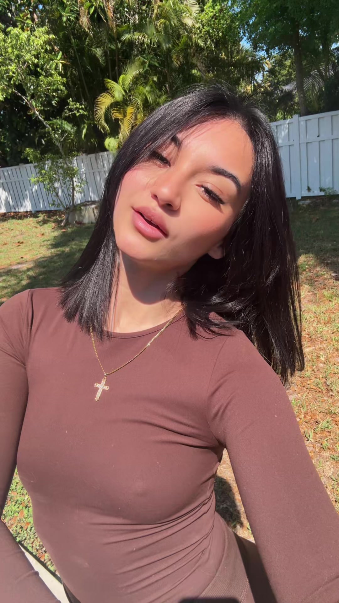 @famoussjennn