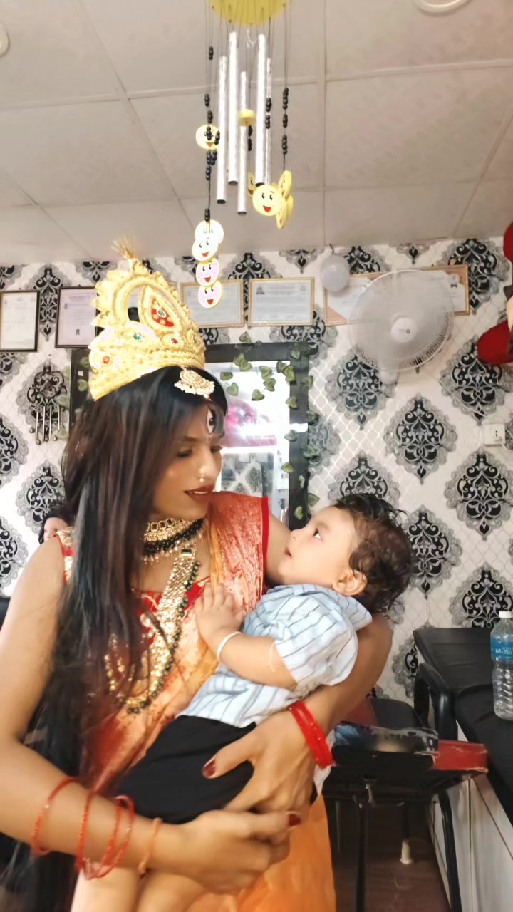 @Pari Beauty parlour (Puja)