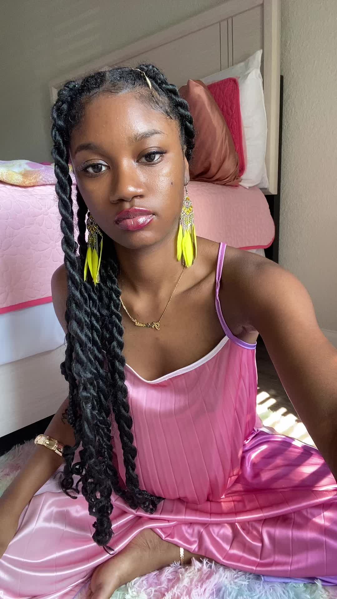 @Feminae6