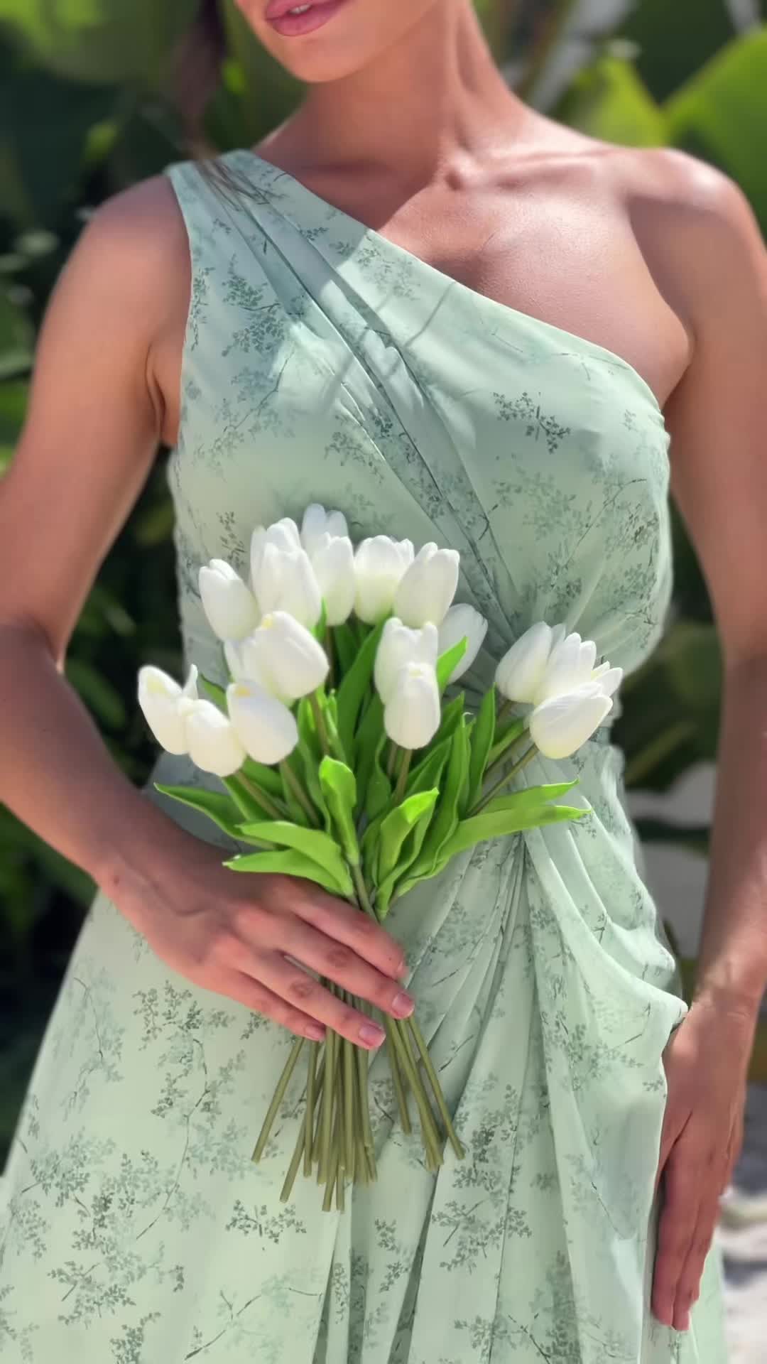 @Azazie US