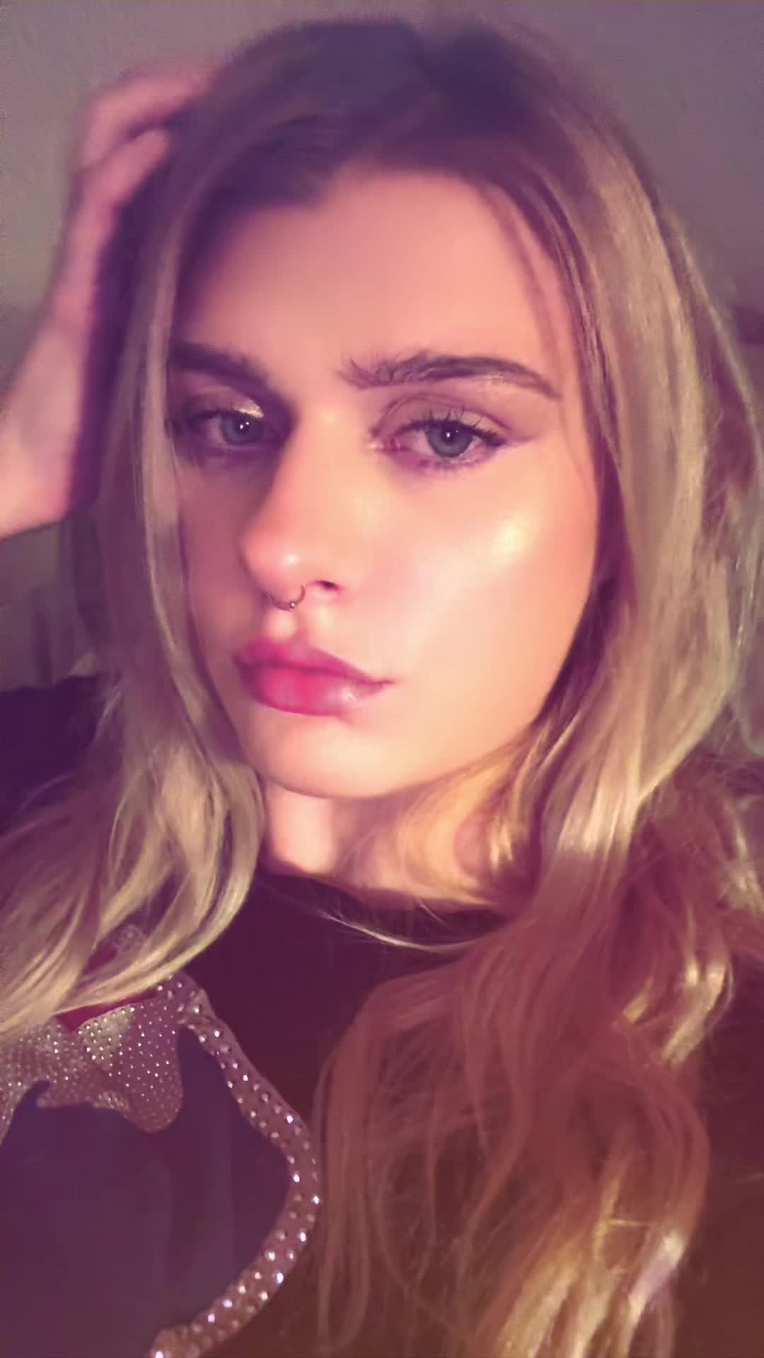 @lunazoey