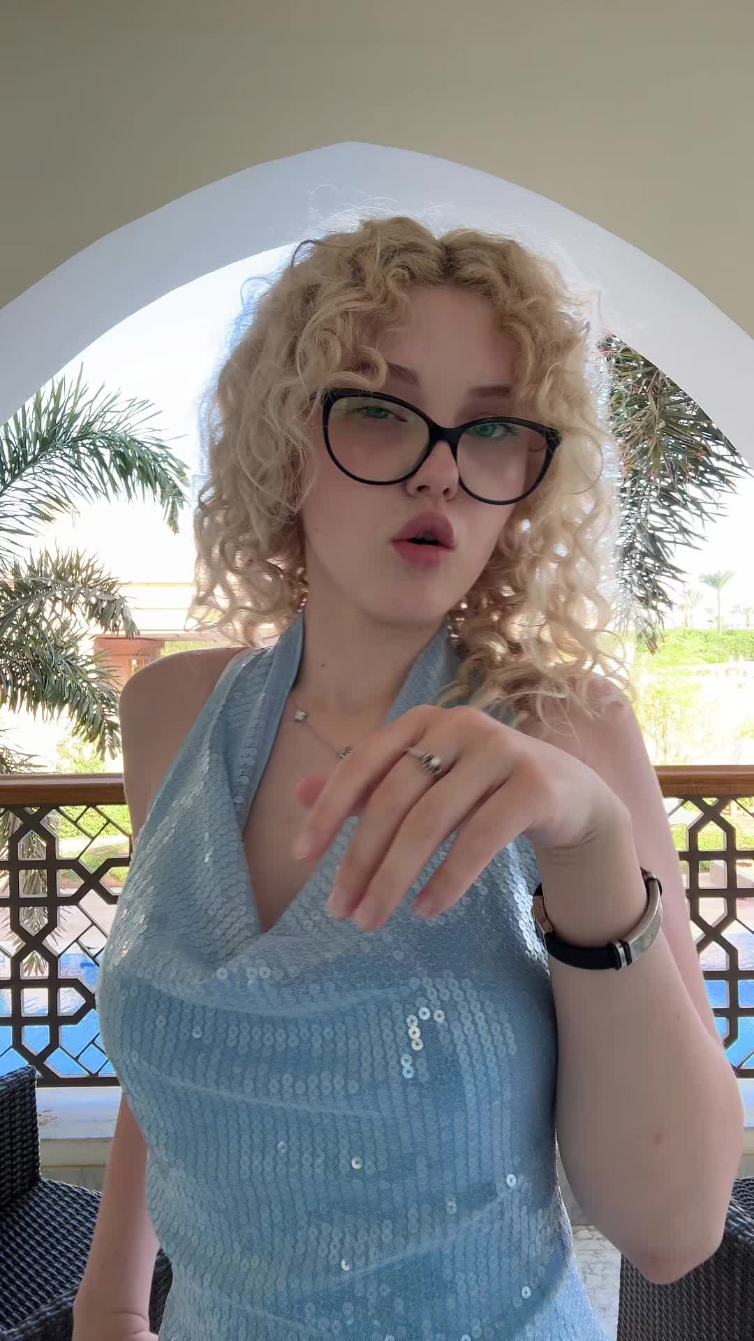@рия вэсликс <33