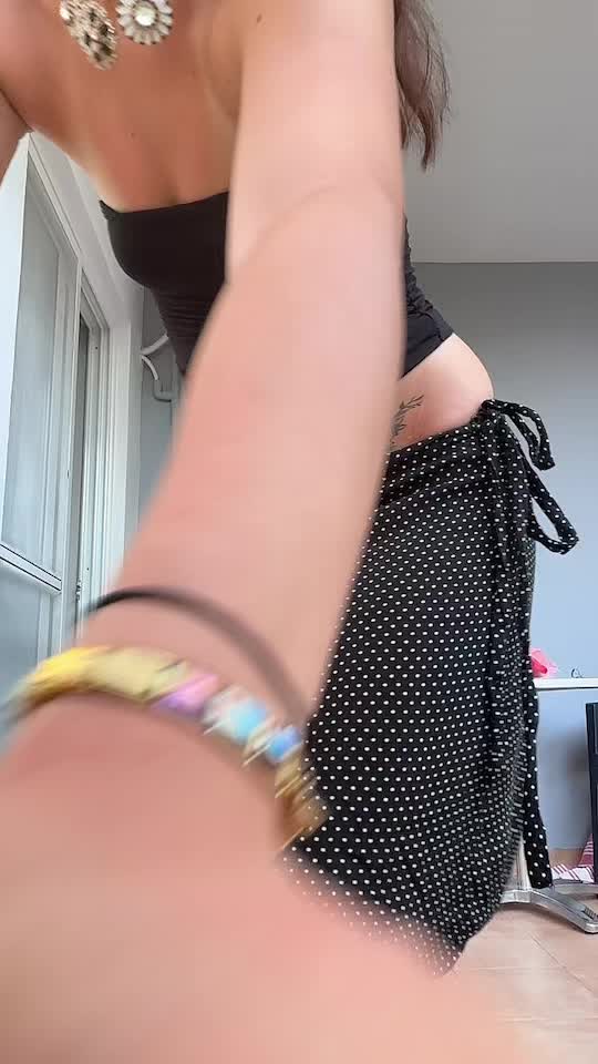 @onlyg1rlintheworldd