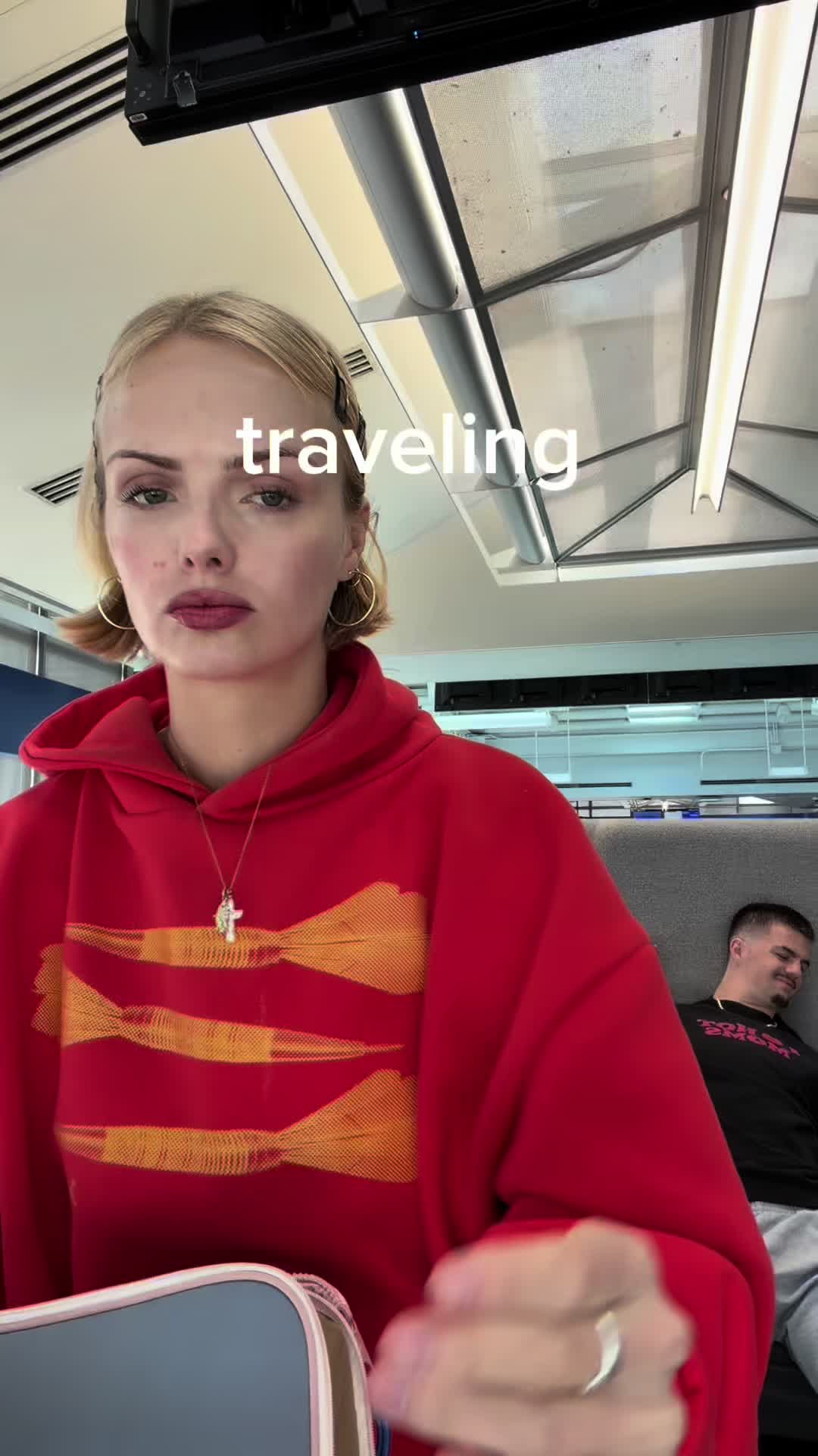 @rachelleahtia