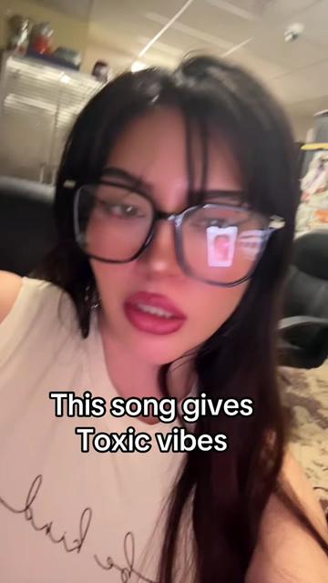 @YoYo☮️
