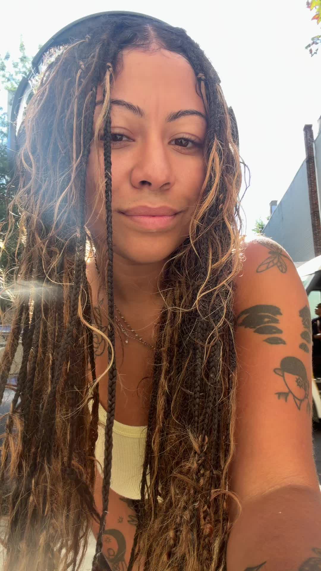 @Yas