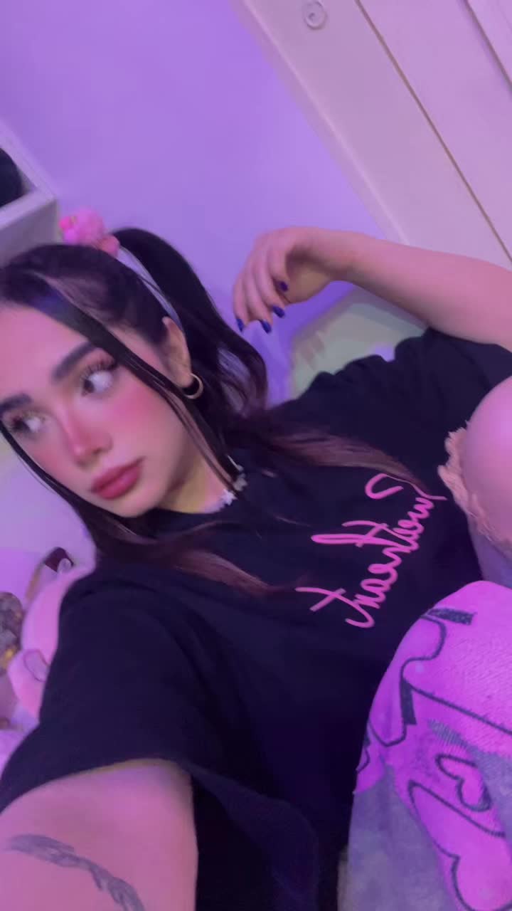@🦋