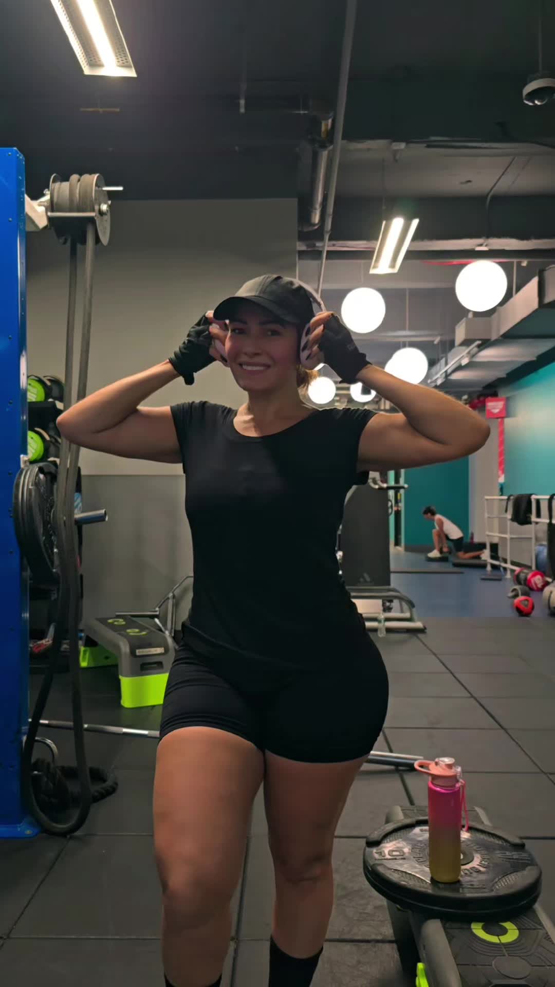 @💡"La Bella del Gym & Fitness"
