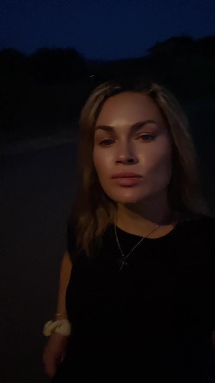 @Alina Grapila
