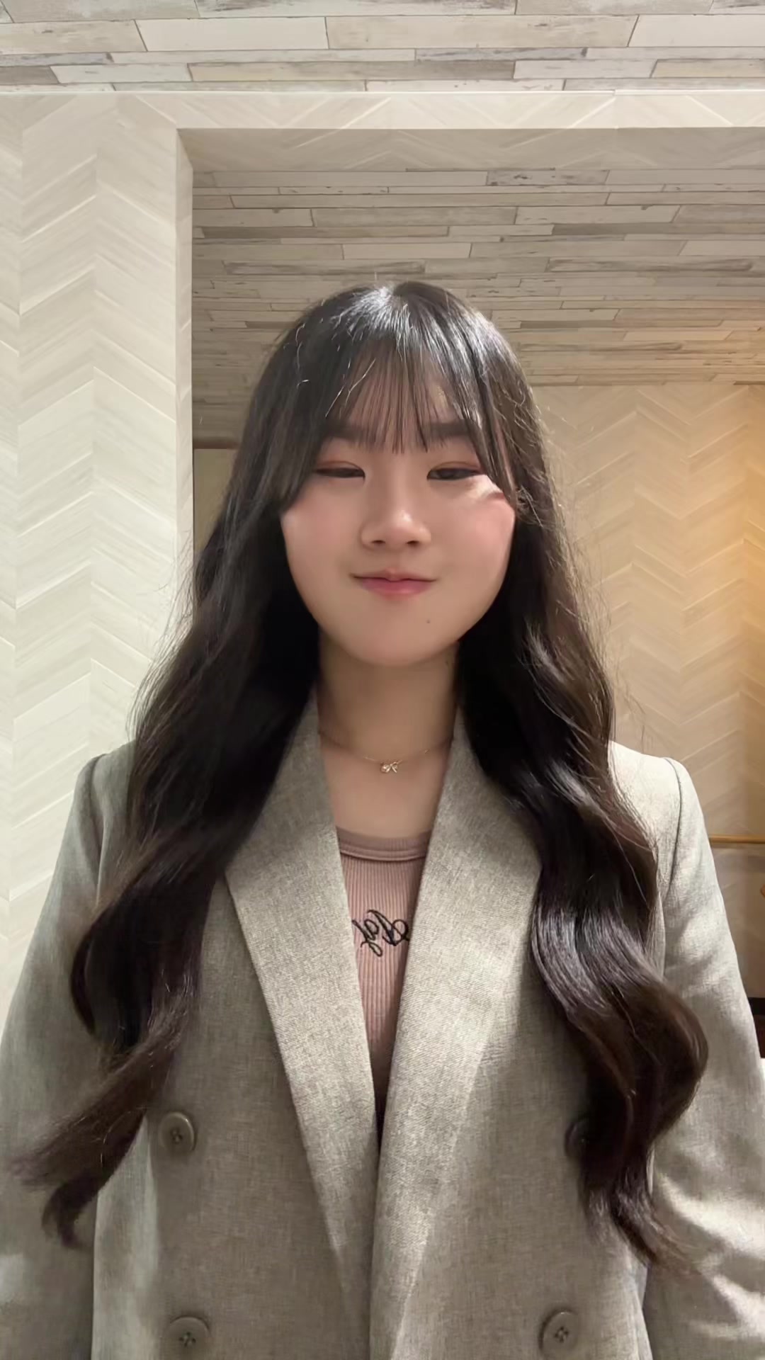 @ななみ
