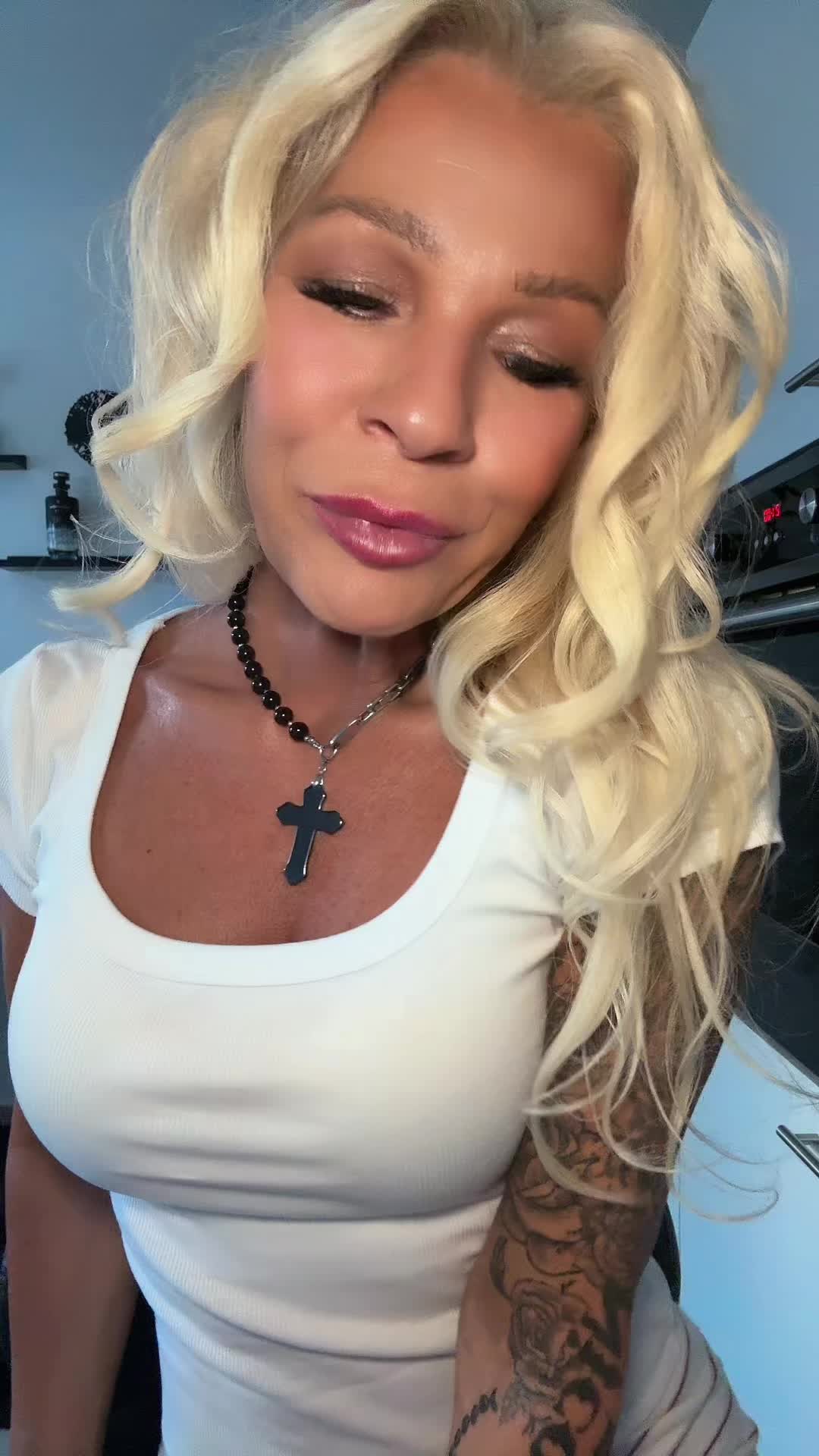 @📿Melli⛓️