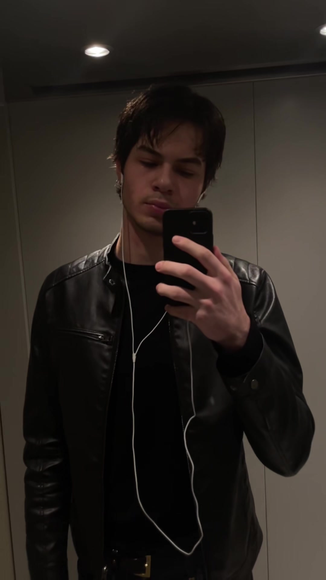@￴ ￴ ￴ ￴ ￴