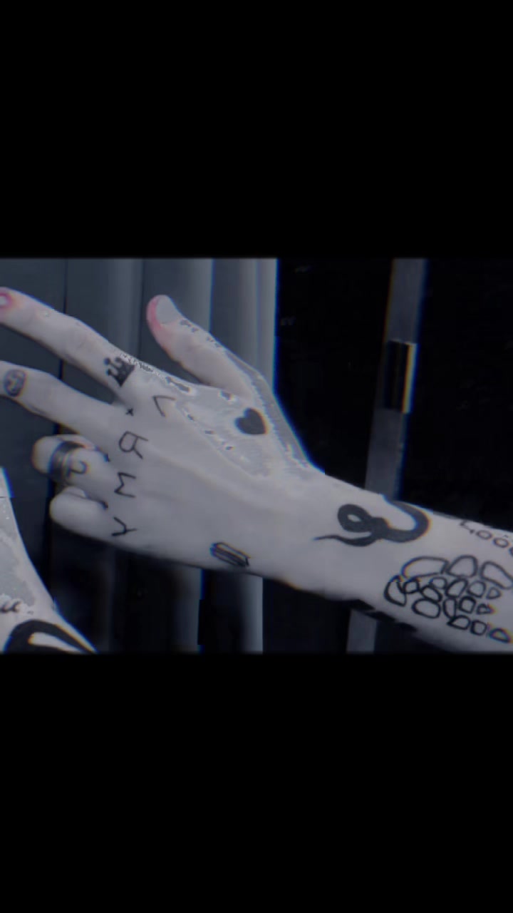 @𝐌𝐫 Bᵤₙₙy