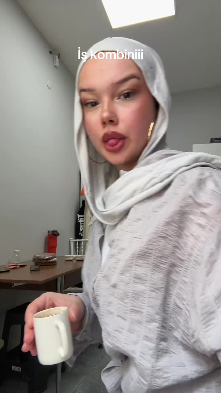@Esmoş🎀