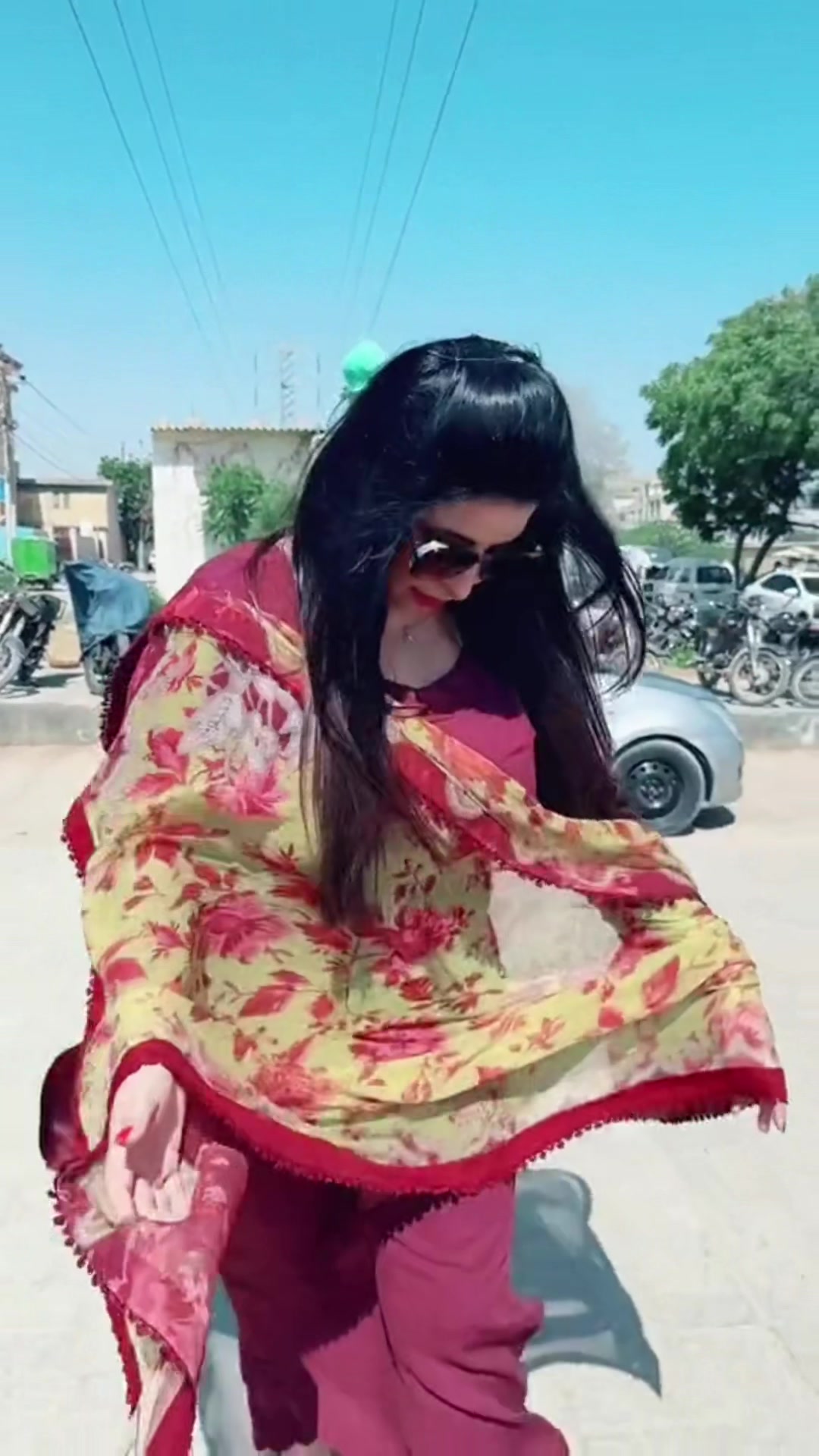 @Uzmaa tahir