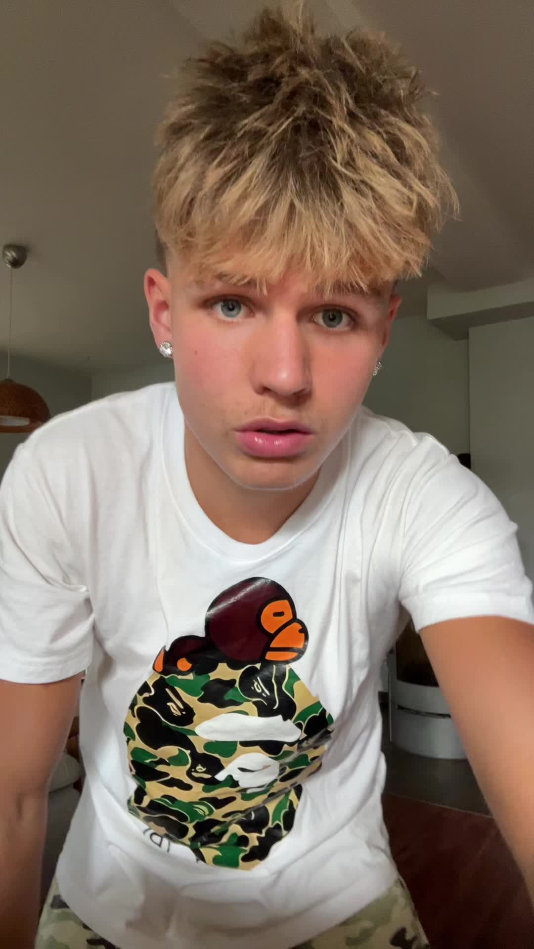 @08.jannikk