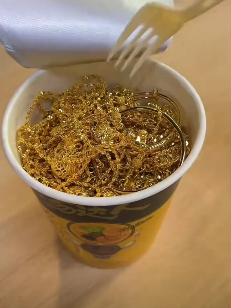 @法 務 部 矯 歪 署