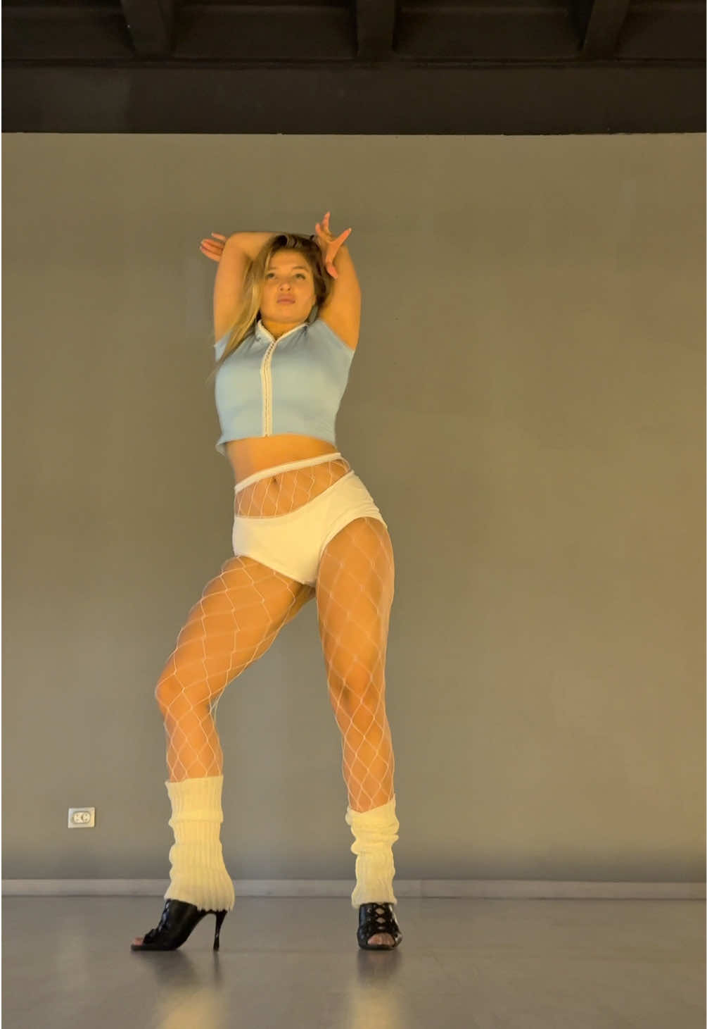 @hey__moto