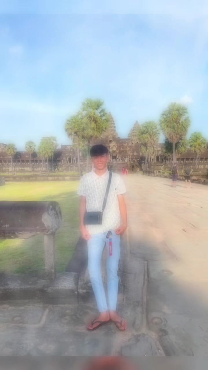 @BOY REACH🇰🇭📥🚀