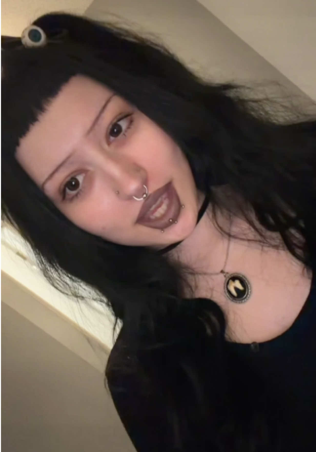 @🧟♀️