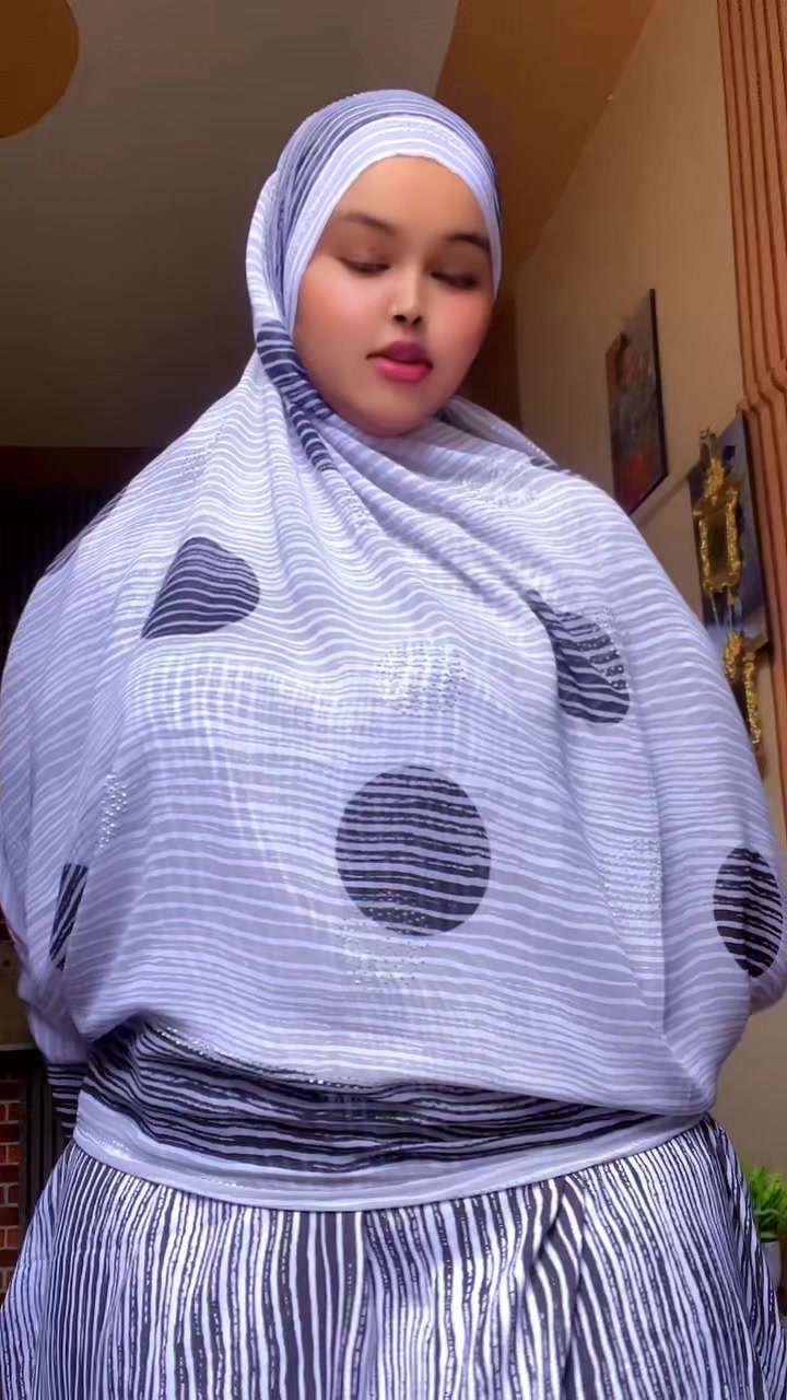 @Queen iftizam 🎀🥀