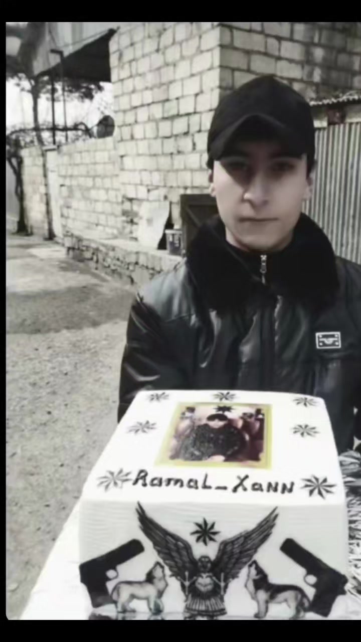 @İstifadəçi